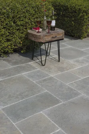 W&S Sandstone & Limestone Patio Tile Packs